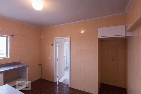 Apartamento à venda com 120m², 2 quartos e 2 vagasCozinha