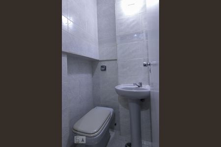 Apartamento à venda com 120m², 2 quartos e 2 vagasLavabo