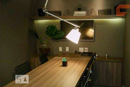 Studio à venda com 32m², 1 quarto e 1 vaga Studio à venda com 32m², 1 quarto e 1 vagaÁrea comum sala de reunião