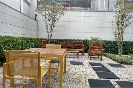 Studio à venda com 32m², 1 quarto e 1 vaga Studio à venda com 32m², 1 quarto e 1 vagaÁrea comum