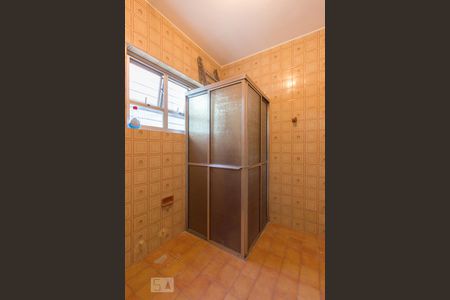 Banheiro de casa para alugar com 4 quartos, 70m² em Vila Aurora (zona Norte), São Paulo