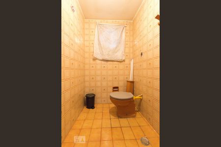 Casa para alugar com 70m², 4 quartos e 2 vagasBanheiro da Garagem