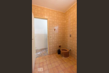 Banheiro de casa para alugar com 4 quartos, 70m² em Vila Aurora (zona Norte), São Paulo