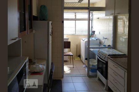 Cozinha e Área de Serviço de apartamento para alugar com 2 quartos, 55m² em Jardim Brasil (zona Sul), São Paulo