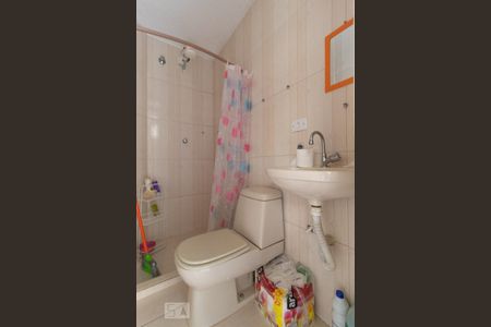 Banheiro de casa à venda com 1 quarto, 30m² em Vila Yolanda, Osasco