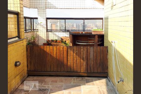 Apartamento à venda com 220m², 4 quartos e sem vagaCobertura