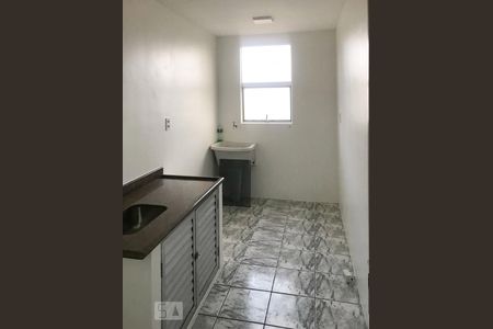 Apartamento para alugar com 85m², 2 quartos e 1 vaga Apartamento para alugar com 85m², 2 quartos e 1 vagaCozinha e área de serviço