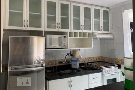Cozinha de apartamento para alugar com 1 quarto, 50m² em Bosque da Saúde, São Paulo