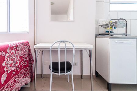 Cozinha de apartamento à venda com 1 quarto, 31m² em Campos Elíseos, São Paulo