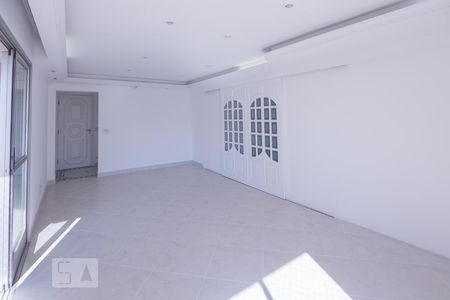 Apartamento à venda com 121m², 3 quartos e 2 vagas Apartamento à venda com 121m², 3 quartos e 2 vagasSala