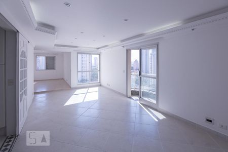 Apartamento à venda com 121m², 3 quartos e 2 vagas Apartamento à venda com 121m², 3 quartos e 2 vagasSala