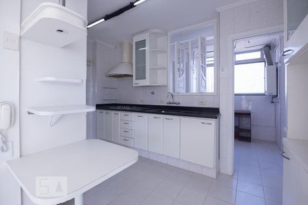 Apartamento à venda com 121m², 3 quartos e 2 vagas Apartamento à venda com 121m², 3 quartos e 2 vagasCozinha