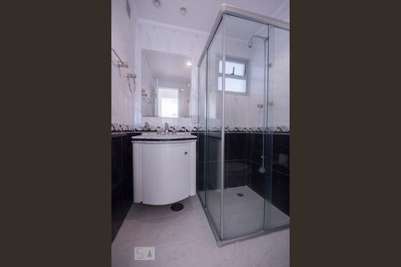 Apartamento à venda com 121m², 3 quartos e 2 vagas Apartamento à venda com 121m², 3 quartos e 2 vagasBanheiro Social