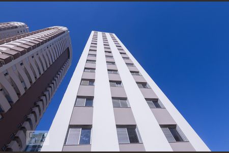 Apartamento à venda com 121m², 3 quartos e 2 vagas Apartamento à venda com 121m², 3 quartos e 2 vagasFachada