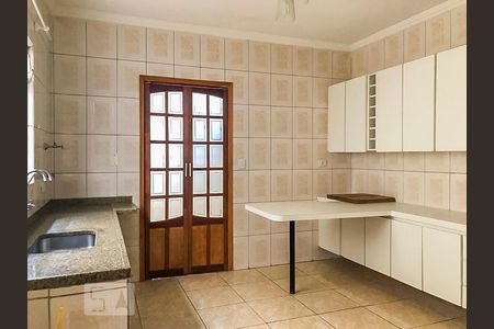 Cozinha  de casa à venda com 3 quartos, 120m² em Vila Marina, Santo André