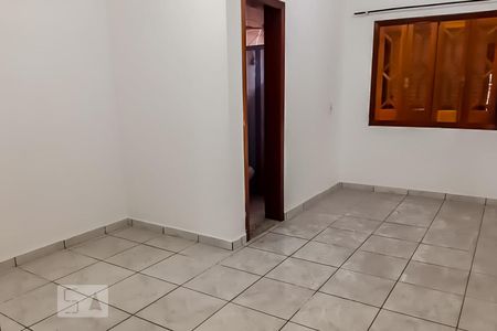 Suíte 2 de casa para alugar com 3 quartos, 40m² em Vila Flórida, Guarulhos