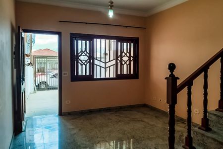 Sala de Estar de casa para alugar com 3 quartos, 40m² em Vila Flórida, Guarulhos