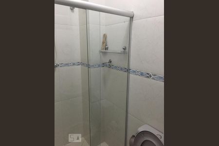 Banheiro de Serviço de apartamento para alugar com 2 quartos, 83m² em Piedade, Rio de Janeiro