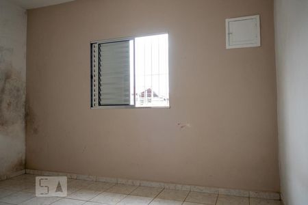 Quarto de casa para alugar com 1 quarto, 50m² em Limoeiro, São Paulo