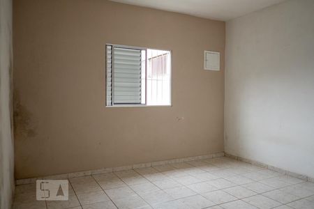Quarto de casa para alugar com 1 quarto, 50m² em Limoeiro, São Paulo