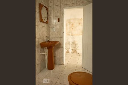 Banheiro de casa para alugar com 1 quarto, 50m² em Limoeiro, São Paulo