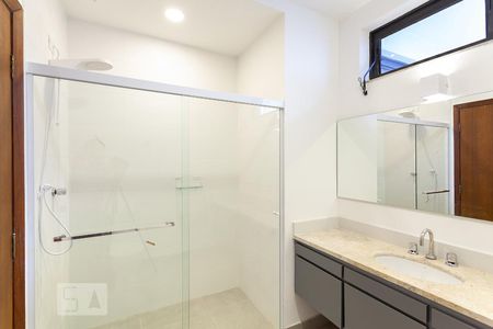 Casa para alugar com 212m², 4 quartos e 2 vagasBanheiro - Suíte 1