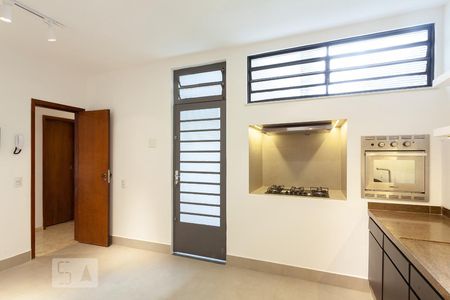 Casa para alugar com 212m², 4 quartos e 2 vagasCozinha