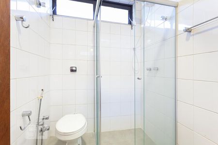 Casa para alugar com 212m², 4 quartos e 2 vagasBanheiro - Suíte 2