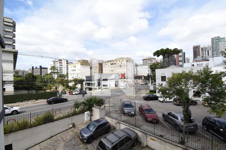 Sacada da Sala de apartamento para alugar com 3 quartos, 170m² em Batel, Curitiba