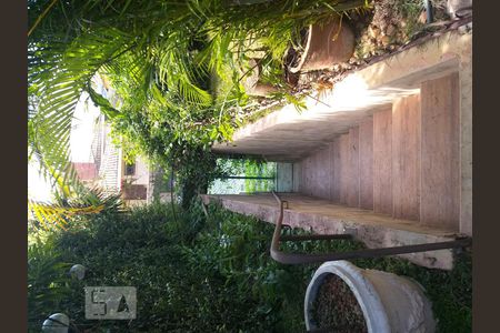 Casa à venda com 900m², 4 quartos e 6 vagas