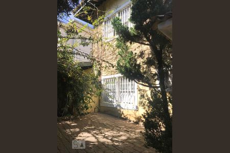 Casa à venda com 400m², 4 quartos e 6 vagasÁrea Externa