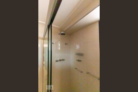 Banheiro da suíte de apartamento para alugar com 3 quartos, 108m² em Jardim Leonor, São Paulo