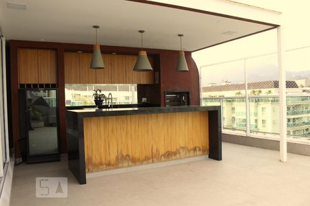 Apartamento para alugar com 204m², 3 quartos e 3 vagas Apartamento para alugar com 204m², 3 quartos e 3 vagasEspaço Gourmet - 2º piso