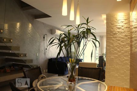 Sala de apartamento para alugar com 3 quartos, 204m² em Barra da Tijuca, Rio de Janeiro