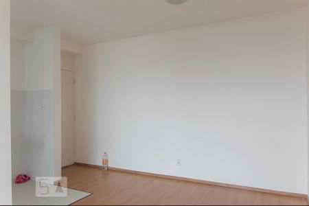 Sala de apartamento para alugar com 2 quartos, 70m² em Planalto, São Bernardo do Campo