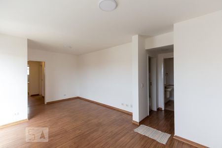 Sala de apartamento para alugar com 3 quartos, 100m² em Vila Sônia, São Paulo