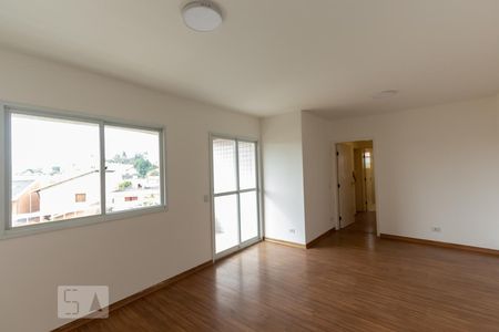 Sala de apartamento para alugar com 3 quartos, 100m² em Vila Sônia, São Paulo
