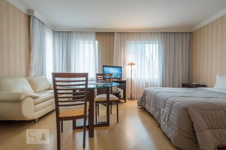 Suíte  de kitnet/studio para alugar com 1 quarto, 32m² em Cidade Monções, São Paulo