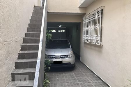 Garagem de casa à venda com 3 quartos, 240m² em Vila Anastácio, São Paulo