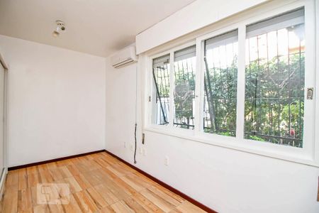 Dormitorio  de apartamento para alugar com 1 quarto, 38m² em Rio Branco, Porto Alegre