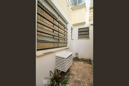 Hall de Entrada do Apartamento de apartamento para alugar com 1 quarto, 38m² em Rio Branco, Porto Alegre