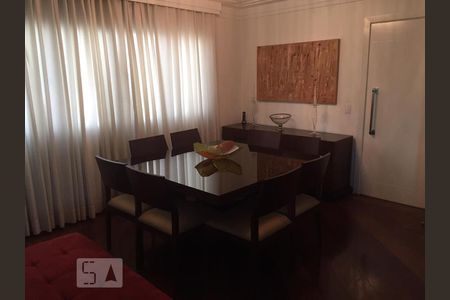 Apartamento à venda com 228m², 3 quartos e 4 vagas Apartamento à venda com 228m², 3 quartos e 4 vagasSala