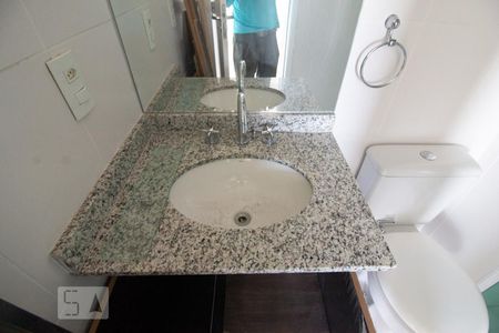 Studio à venda com 38m², 1 quarto e 1 vagaDetalhe banheiro