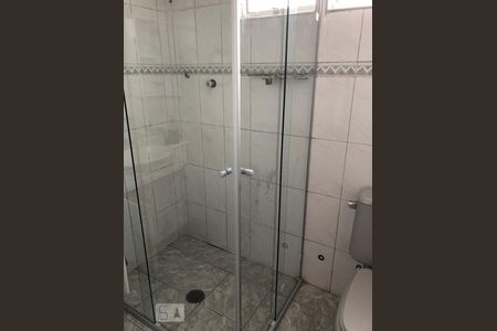 Banheiro de apartamento para alugar com 2 quartos, 65m² em Vila Celeste, São Paulo