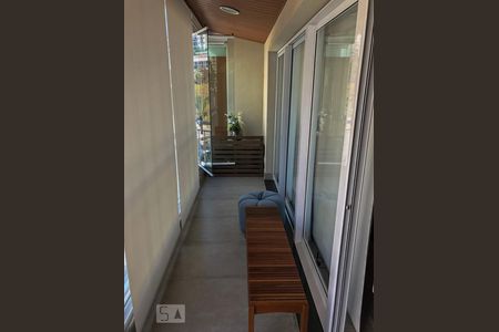 Varanda de kitnet/studio à venda com 1 quarto, 49m² em Tamboré, Santana de Parnaíba