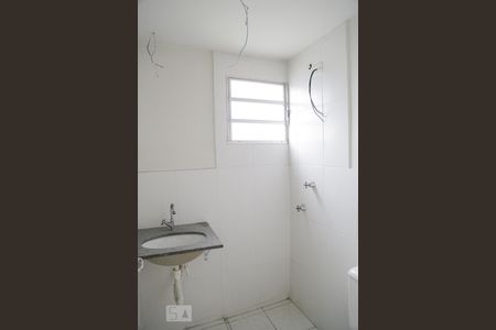 Apartamento para alugar com 48m², 2 quartos e 1 vaga Apartamento para alugar com 48m², 2 quartos e 1 vagaBanheiro