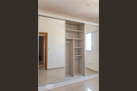 Apartamento para alugar com 130m², 2 quartos e 2 vagasQuarto 2