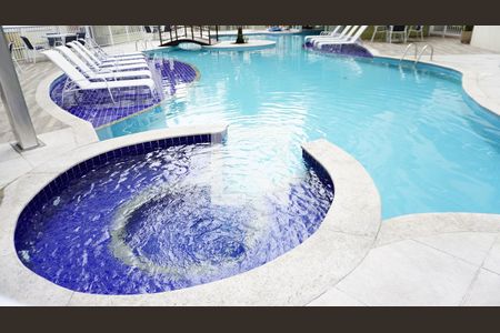 Apartamento para alugar com 66m², 3 quartos e 1 vagaPiscina