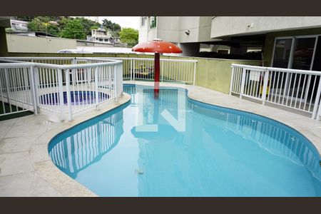 Apartamento para alugar com 66m², 3 quartos e 1 vagaPiscina