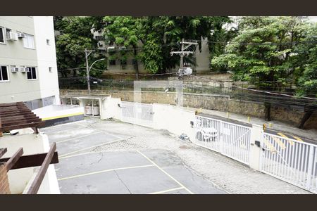 Apartamento para alugar com 66m², 3 quartos e 1 vagaVista - Varanda